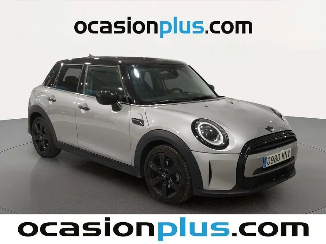 Usado Mini Cooper 136 CV (100 kW) 2024 Gris Utilitario