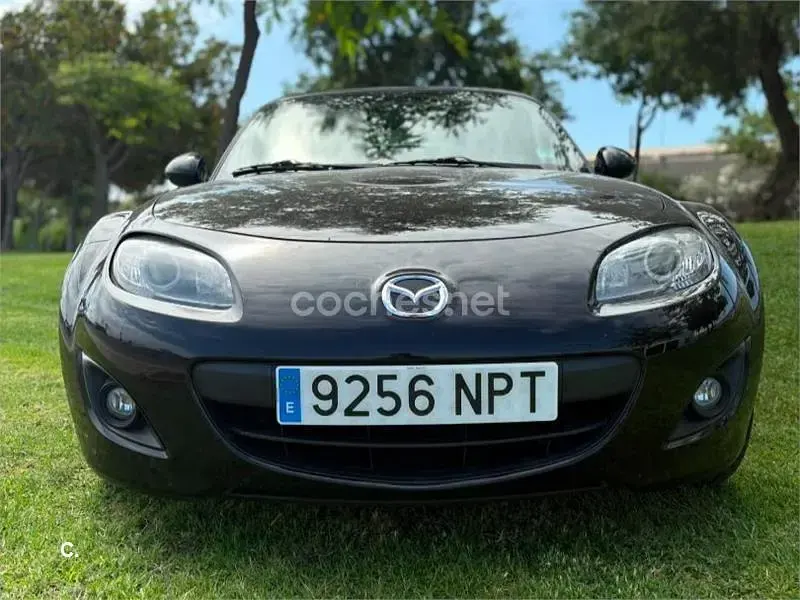 Usado Mazda MX5 Active 126 CV (92 kW) 2010 Negro Descapotable
