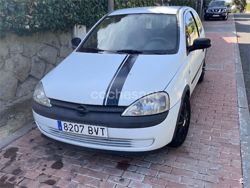 Blanco Usado 2002 Opel Corsa Club Berlina | 700 € (Buen precio) - Imagen 1/4