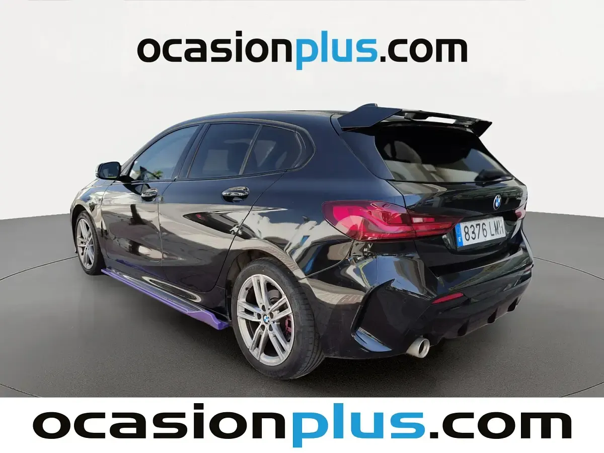 Usado BMW 118 140 CV (102 kW) 2021 Negro Utilitario