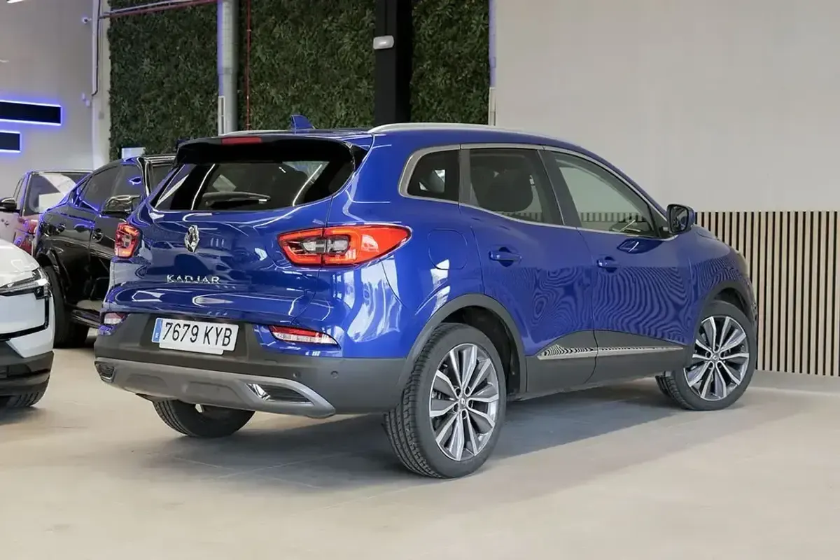 Usado Renault Kadjar Zen 140 CV (102 kW) 2019 Azul SUV