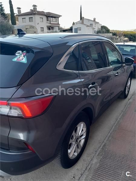 Usado Ford Kuga Titanium 150 CV (110 kW) 2020 Gris / plata SUV
