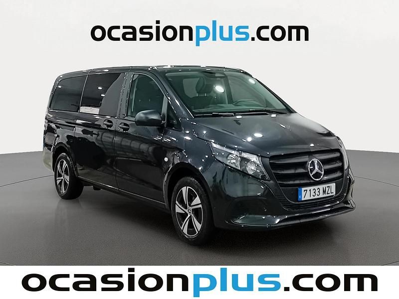 Usado Mercedes Vito 136 CV (100 kW) 2025 Gris Van