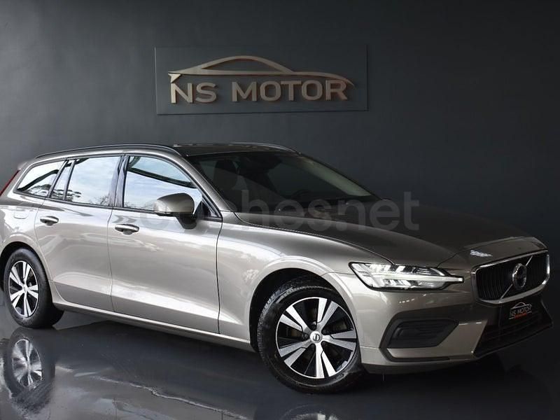 Usado Volvo V60 Momentum 150 CV (110 kW) 2019 Beige Familiar