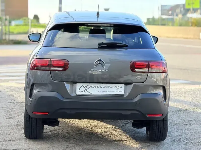 Usado Citroën C4 Cactus Feel 102 CV (75 kW) 2019 Negro Utilitario