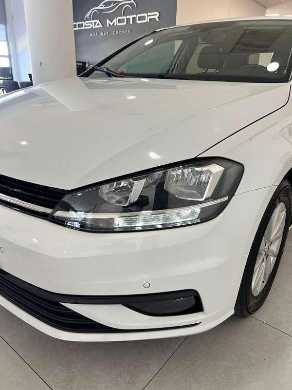 Usado VW Golf VII Edition 116 CV (85 kW) 2021 Blanco Utilitario