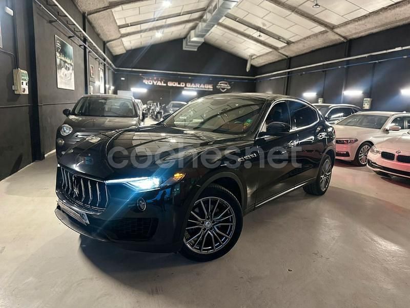 Usado Maserati Levante 275 CV (202 kW) 2020 Negro SUV