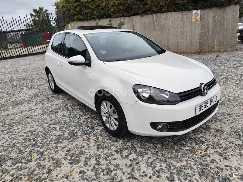 Usado VW Golf VI Advance 105 CV (77 kW) 2011 Blanco Berlina