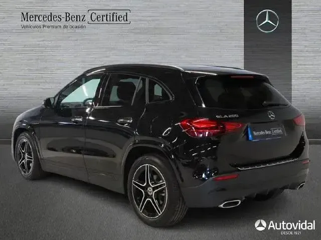Nuevo Mercedes GLA200 150 CV (110 kW) 2026 Plata hightech SUV