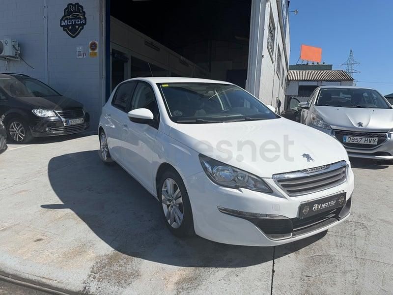 Usado Peugeot 308 Active 115 CV (84 kW) 2014 Blanco Berlina
