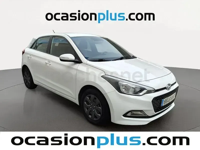 Usado Hyundai i20 84 CV (61 kW) 2018 Blanco Berlina