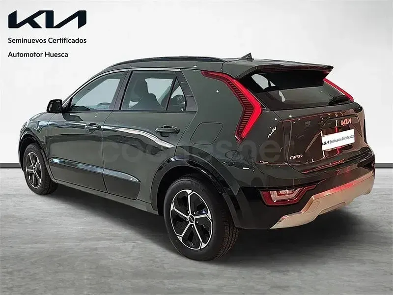 Usado Kia Niro 129 CV (94 kW) 2025 Verde SUV