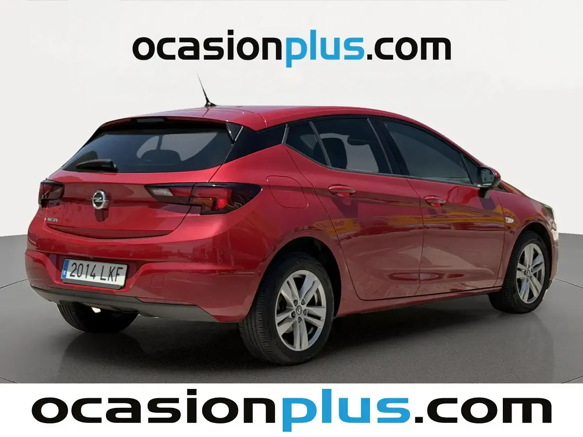 Usado Opel Astra GS Line 122 CV (89 kW) 2020 Rojo Utilitario