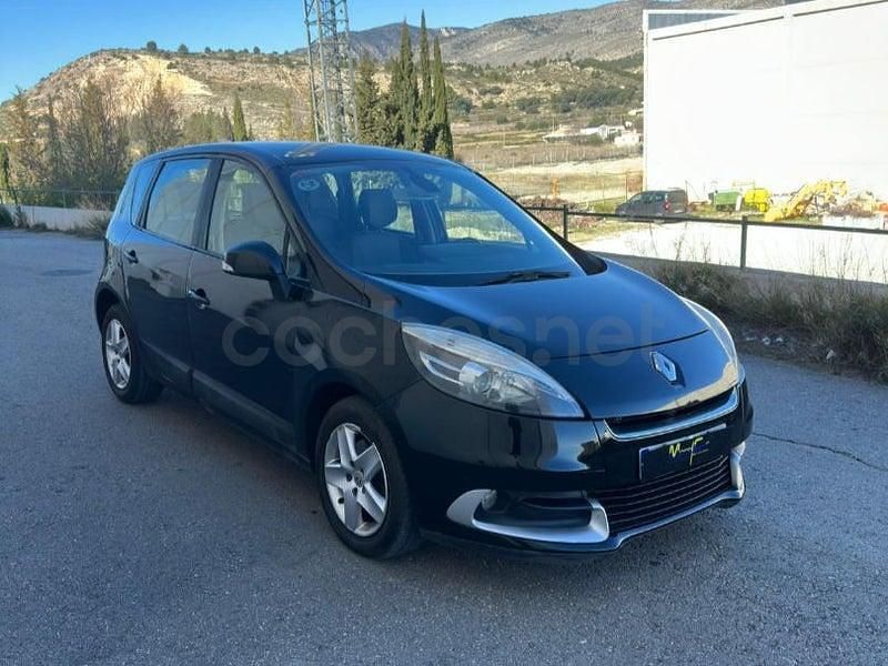 Usado Renault Scénic III Dynamique 110 CV (80 kW) 2012 Negro Monovolumen