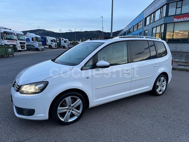 Blanco Usado 2012 VW Touran Sport Monovolumen | 11.990 € (Precio justo) - Imagen 1/4