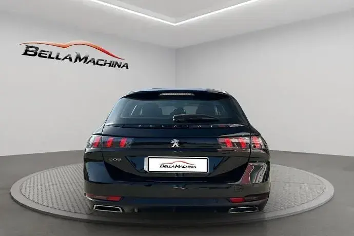 Usado Peugeot 508 SW Allure 131 CV (96 kW) 2020 Negro Familiar