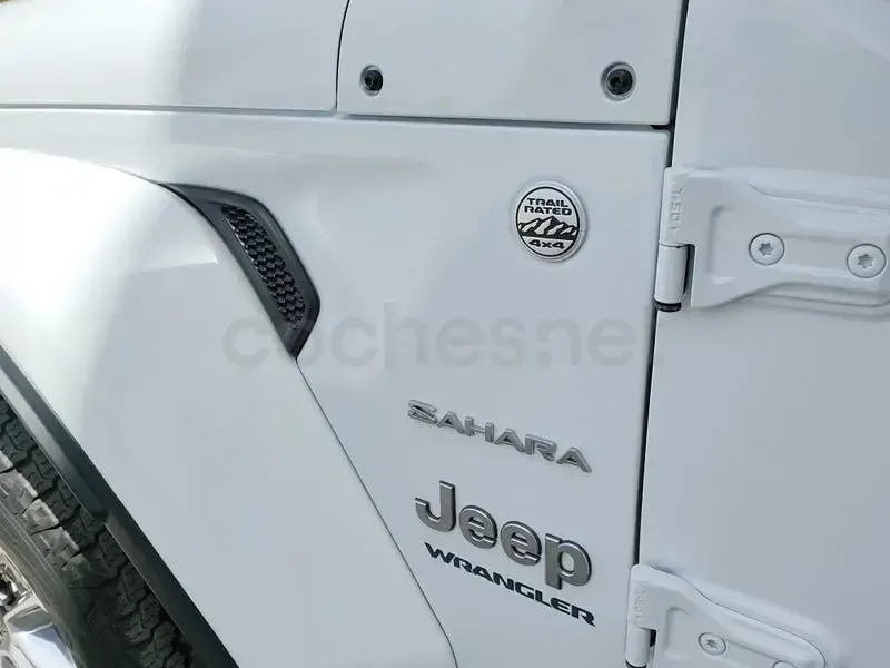 Usado Jeep Wrangler Sahara 200 CV (147 kW) 2020 Blanco SUV