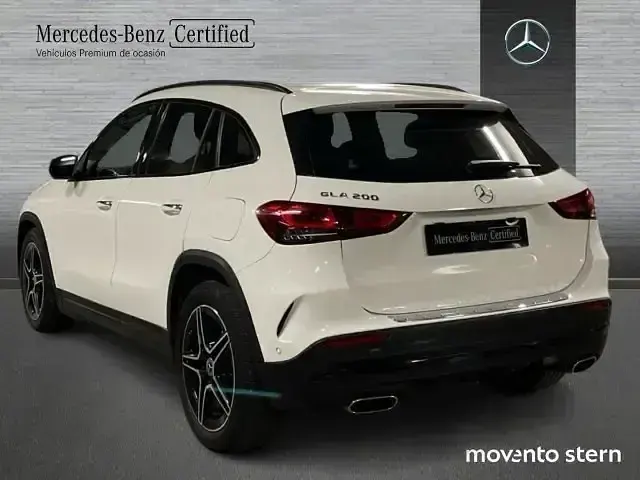 Usado Mercedes GLA200 163 CV (119 kW) 2020 Blanco SUV