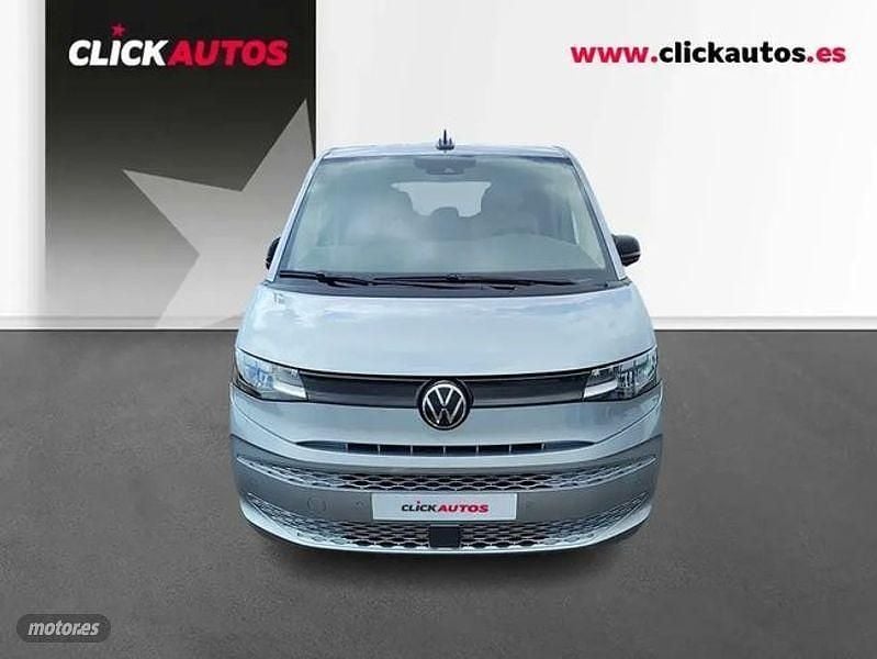 Usado VW Multivan 150 CV (110 kW) 2024 Plateado Monovolumen