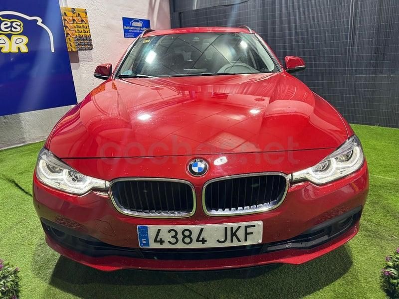 Usado BMW 320 Comfort Edition 184 CV (135 kW) 2015 Rojo Familiar