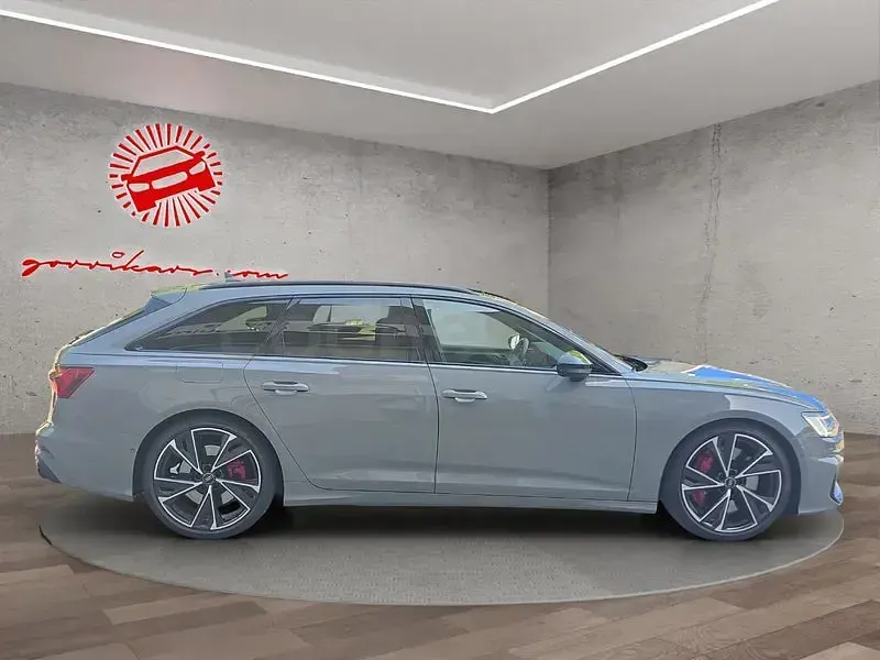 Usado Audi A6 Allroad Advanced 204 CV (150 kW) 2023 Gris / plata Familiar