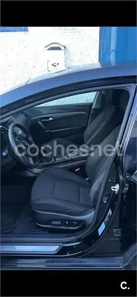 Usado Hyundai i40 115 CV (84 kW) 2017 Negro Berlina