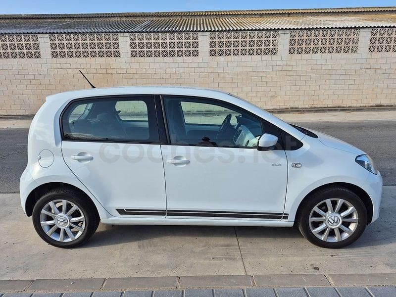 Usado VW up! 60 CV (44 kW) 2015 Blanco Utilitario