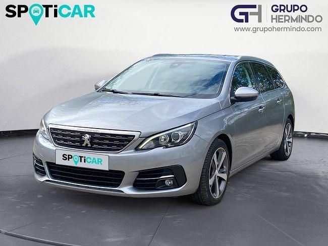 Usado Peugeot 308 SW Allure 130 CV (95 kW) 2020 Gris Familiar