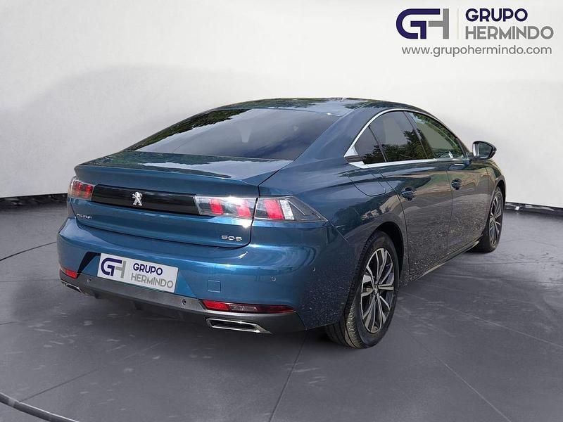 Usado Peugeot 508 Allure 130 CV (95 kW) 2021 Azul Berlina
