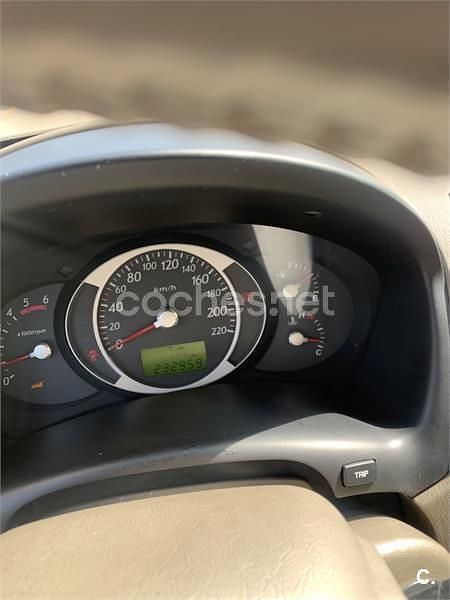 Usado Hyundai Tucson Comfort 140 CV (102 kW) 2008 Negro SUV