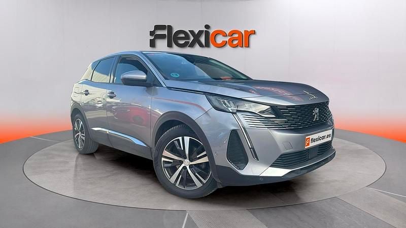 Usado Peugeot 3008 Allure 131 CV (96 kW) 2021 Gris SUV