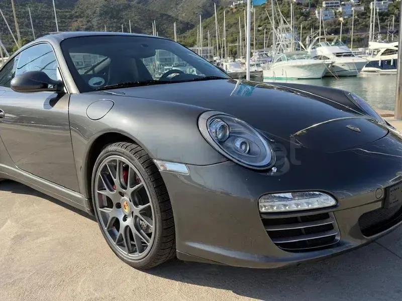 Usado Porsche 911 Carrera 4S 385 CV (283 kW) 2009 Gris / plata Coupe