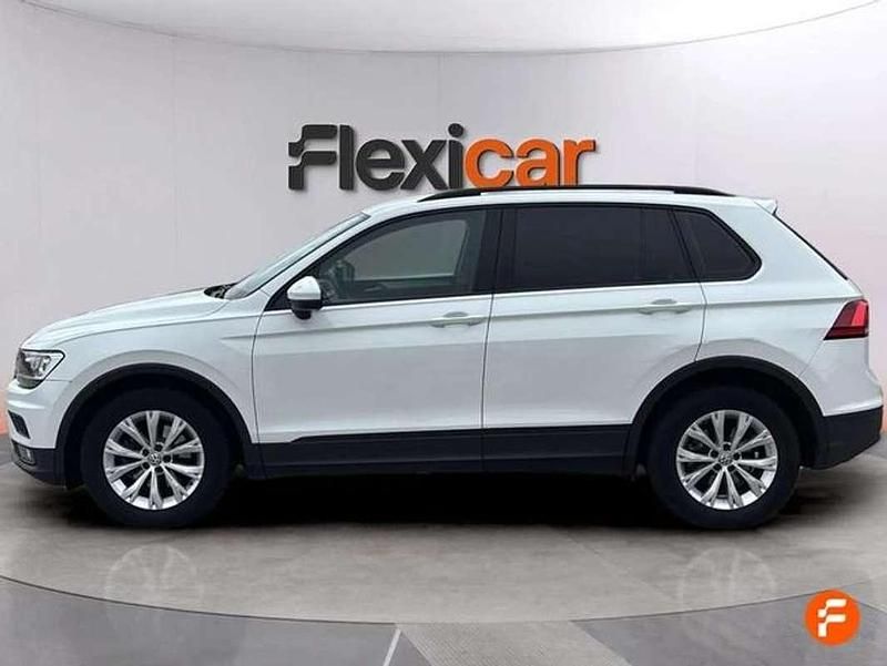 Usado VW Tiguan Edition 125 CV (91 kW) 2018 Blanco SUV