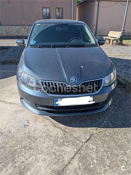 Gris / plata Usado 2018 Skoda Fabia Active Berlina | 7600 € (Buen precio) - Imagen 1/4