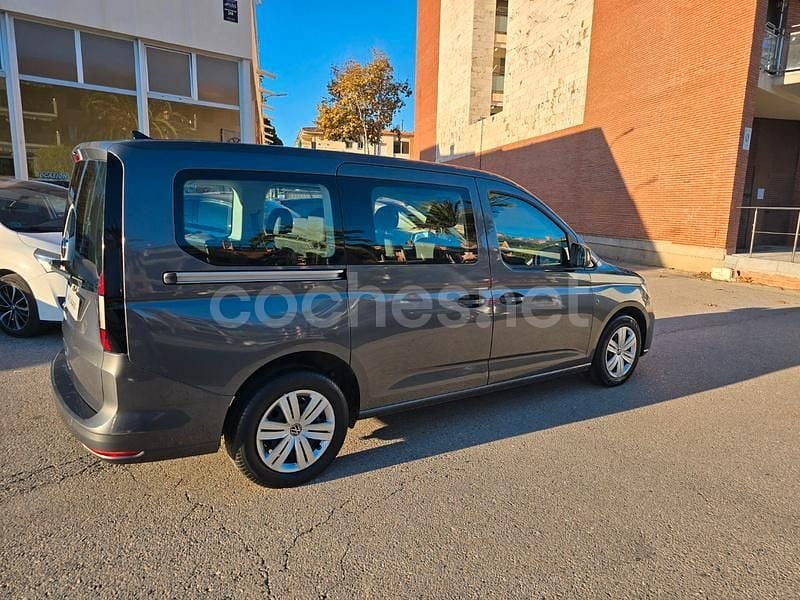 Usado VW Caddy Maxi 122 CV (89 kW) 2023 Gris / plata Monovolumen