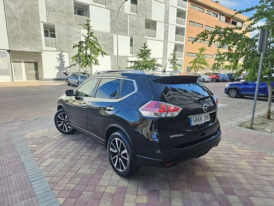 Usado Nissan X-Trail Tekna 131 CV (96 kW) 2015 Negro SUV