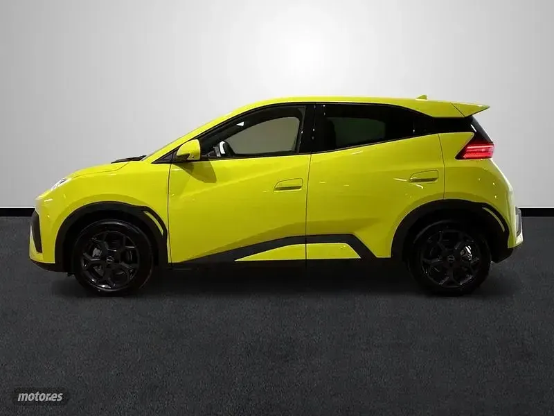 Nuevo BYD Dolphin Surf Comfort 114 kW (156 CV) 2026 Amarillo Utilitario