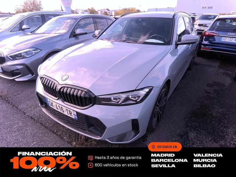 Gris Usado 2023 BMW 320e Comfort Edition Familiar | 30.850 € (Un poco caro) - Imagen 1/4