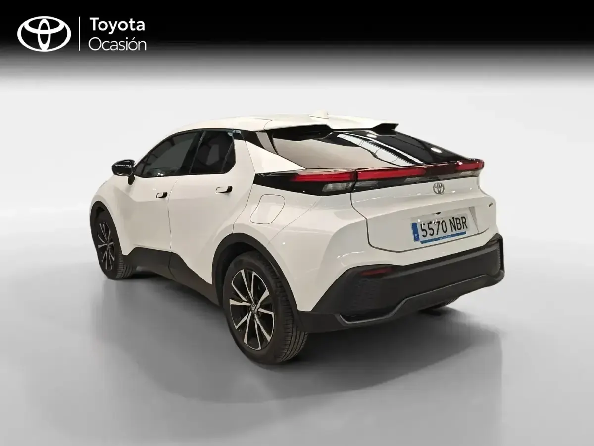Usado Toyota C-HR Advance 140 CV (102 kW) 2025 Blanco SUV