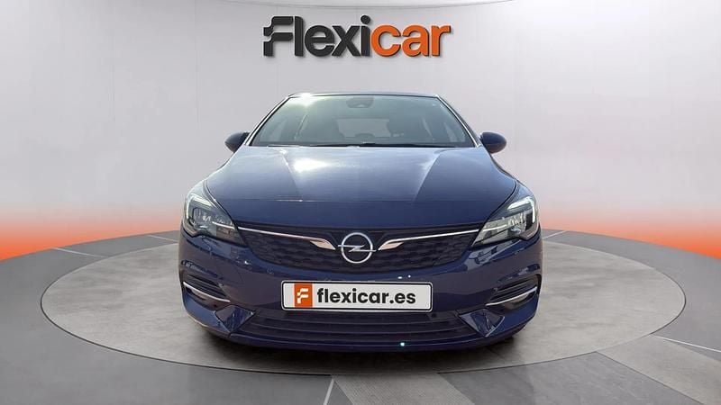 Usado Opel Astra Business Elegance 130 CV (95 kW) 2020 Azul Berlina