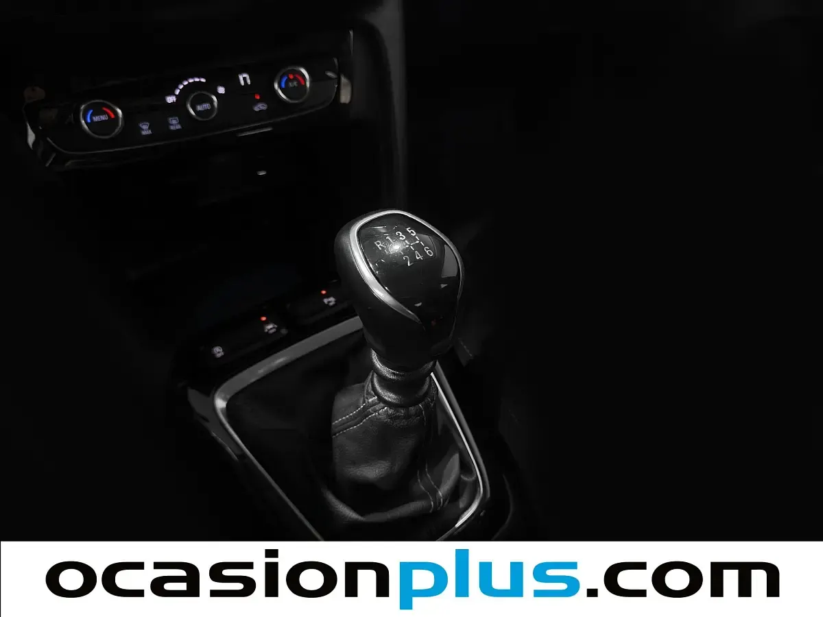 Usado Opel Corsa Elegance 101 CV (74 kW) 2021 Rojo Utilitario
