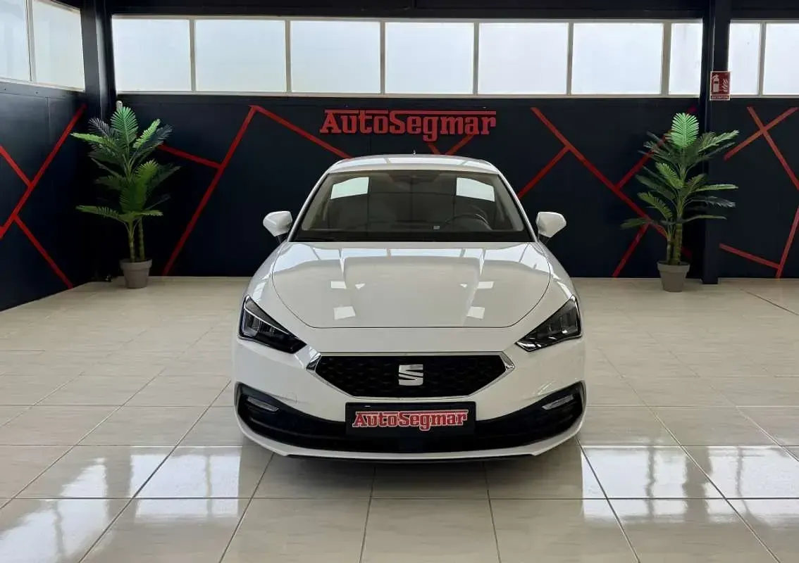 Usado Seat Leon ST Reference 116 CV (85 kW) 2021 Blanco Familiar