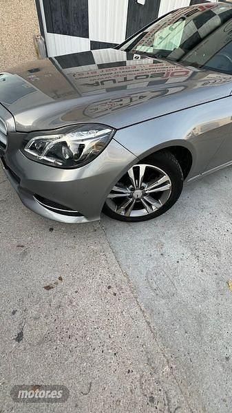 Käytetty Mercedes E200 136 HP (100 kW) 2013 Harmaa Sedan