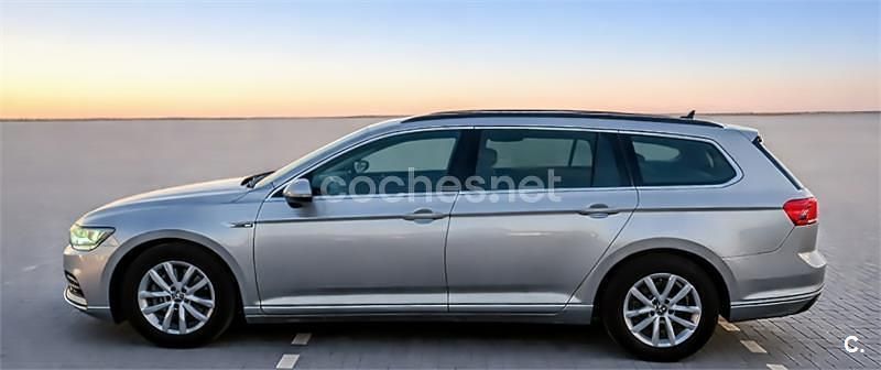 Usado VW Passat Executive 150 CV (110 kW) 2021 Gris / plata Familiar