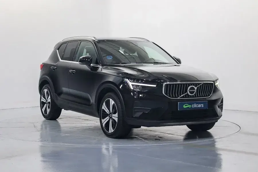 Usado Volvo XC40 Core 211 CV (155 kW) 2022 Negro SUV