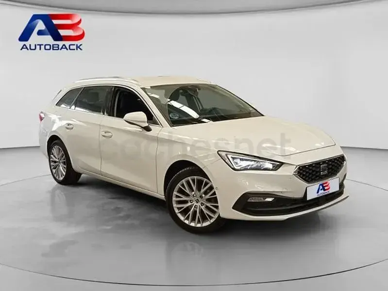 Usado VW ID.4 150 kW (204 CV) 2021 Blanco SUV