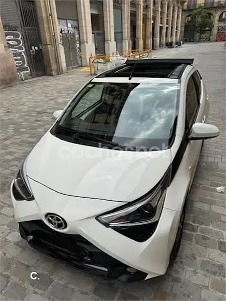 Occasion Toyota Aygo X-play 69 PK (50 kW) 2019 Wit Hatchback