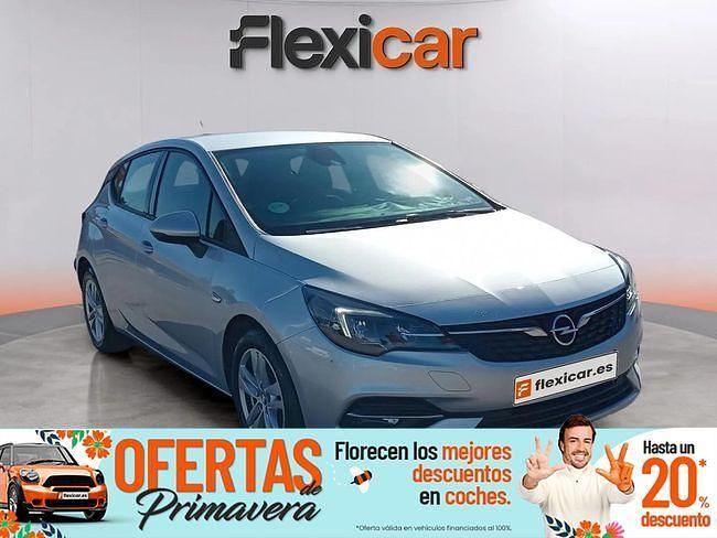 Usado Opel Astra Business Elegance 130 CV (95 kW) 2020 Gris / plata Berlina