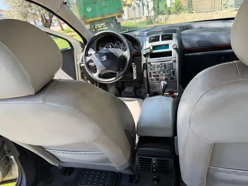 Usado Peugeot 407 Premium 136 CV (100 kW) 2007 Beige Berlina