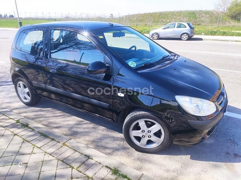 Usado Hyundai Getz GLS 110 CV (80 kW) 2008 Negro Utilitario